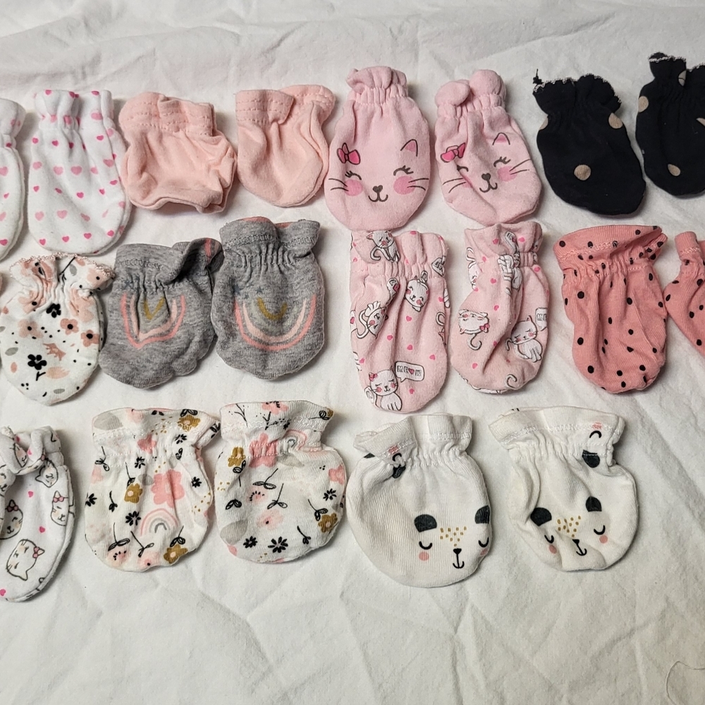 Baby girl 11pc mittens